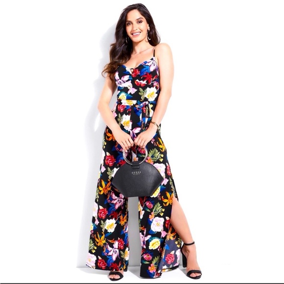 New with Tag. Guess Jumpsuit Size XS - Picture 3 of 9